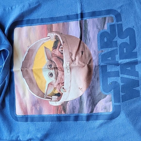 Bundle of two boys star wars shirts - Picture 5 of 5